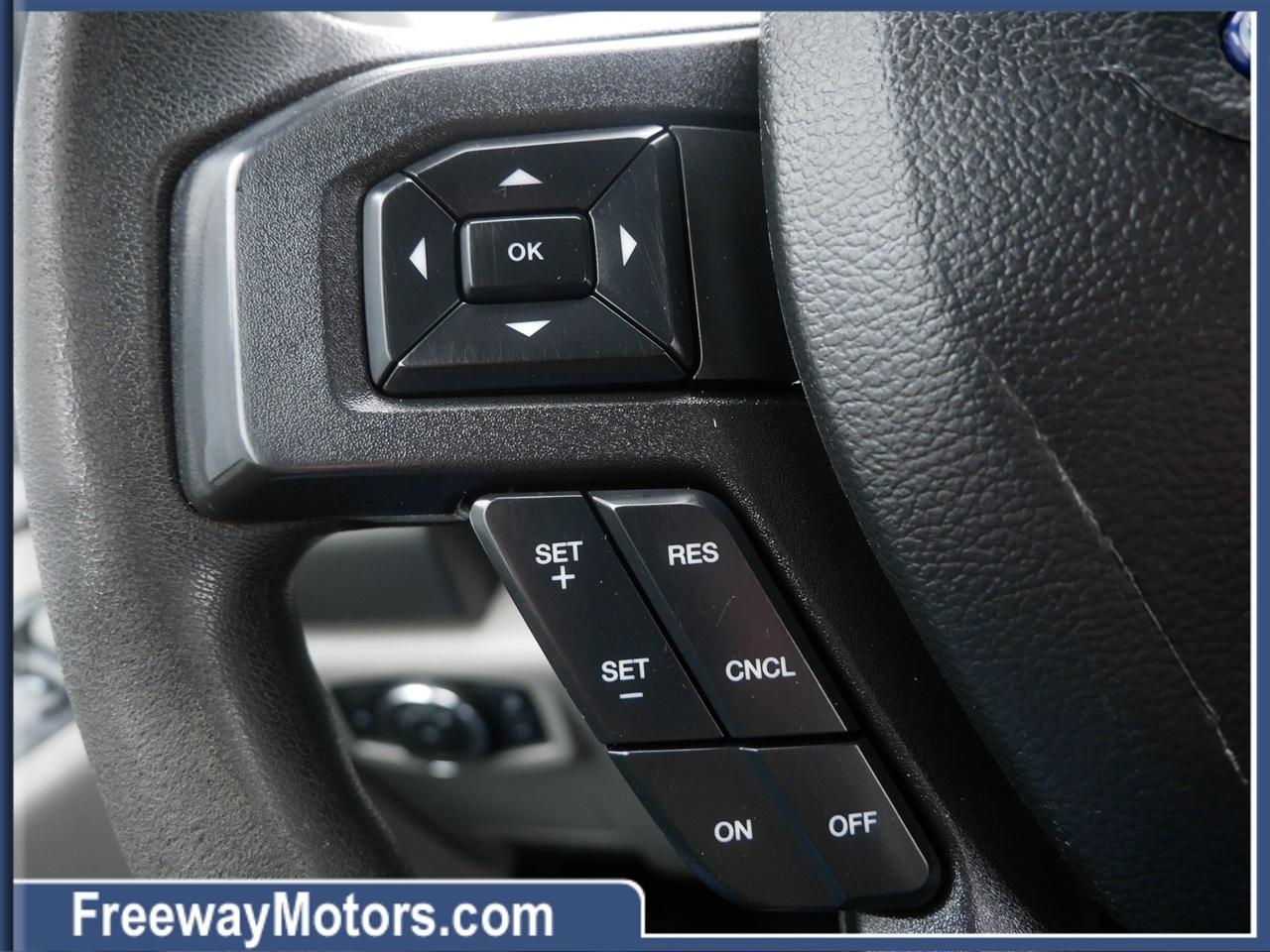 Ford Super Duty F-250 SRW XL 4WD Crew Cab 8' Box 2022