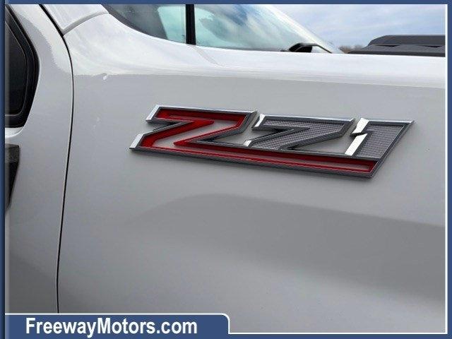 Chevrolet Silverado 3500HD 4WD Crew Cab 172" LT 2023