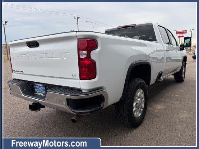 Chevrolet Silverado 3500HD 4WD Crew Cab 172" LT 2023