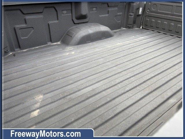 Chevrolet Silverado 3500HD 4WD Crew Cab 172" LT 2023