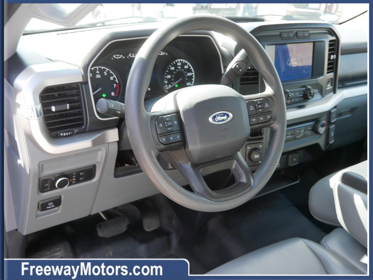 Ford F-150 XLT 4WD Reg Cab 8' Box 2021