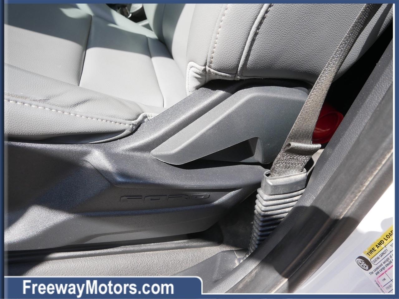 Ford F-150 XLT 4WD Reg Cab 8' Box 2021