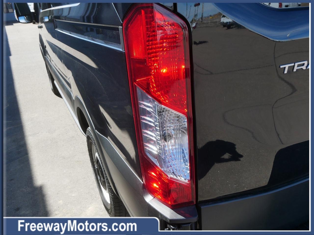 Ford Transit Cargo Van T-250 130" Med Rf 9070 GVWR RWD 2020