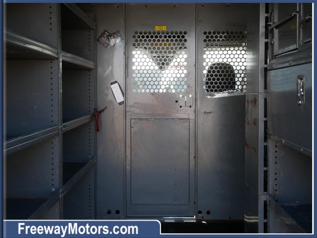 Ford Transit Cargo Van T-250 130" Med Rf 9070 GVWR RWD 2020