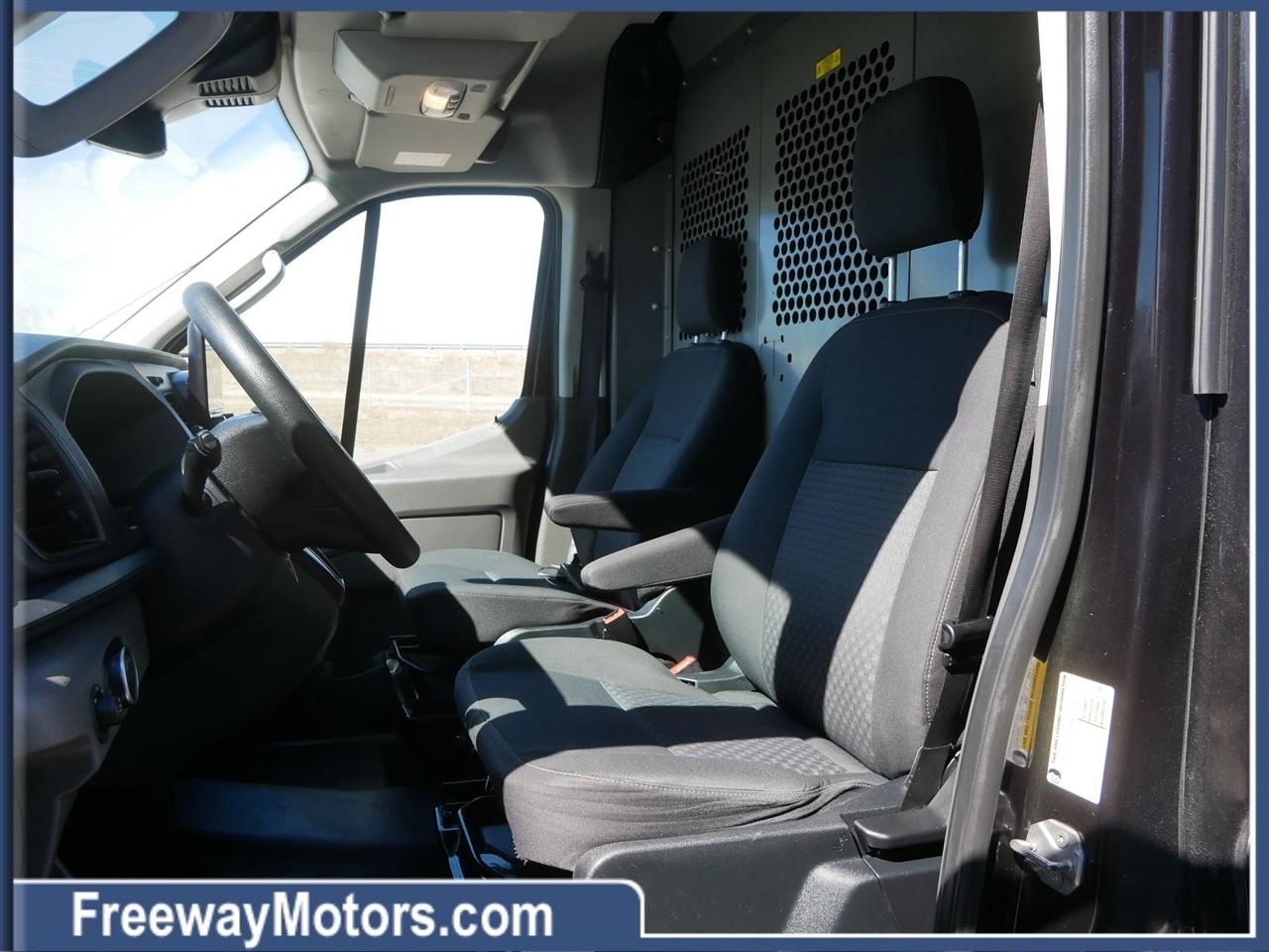 Ford Transit Cargo Van T-250 130" Med Rf 9070 GVWR RWD 2020