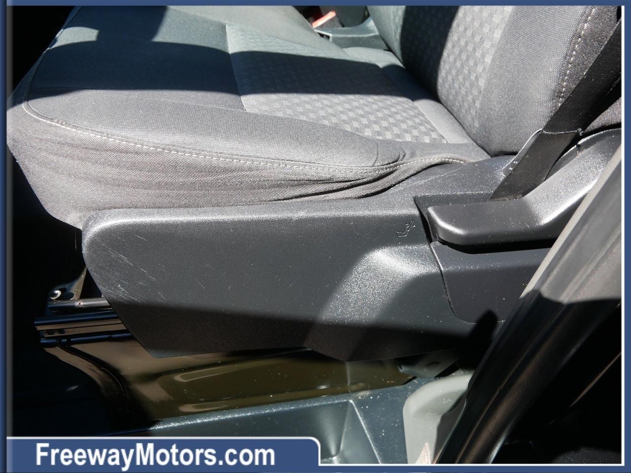 Ford Transit Cargo Van T-250 130" Med Rf 9070 GVWR RWD 2020