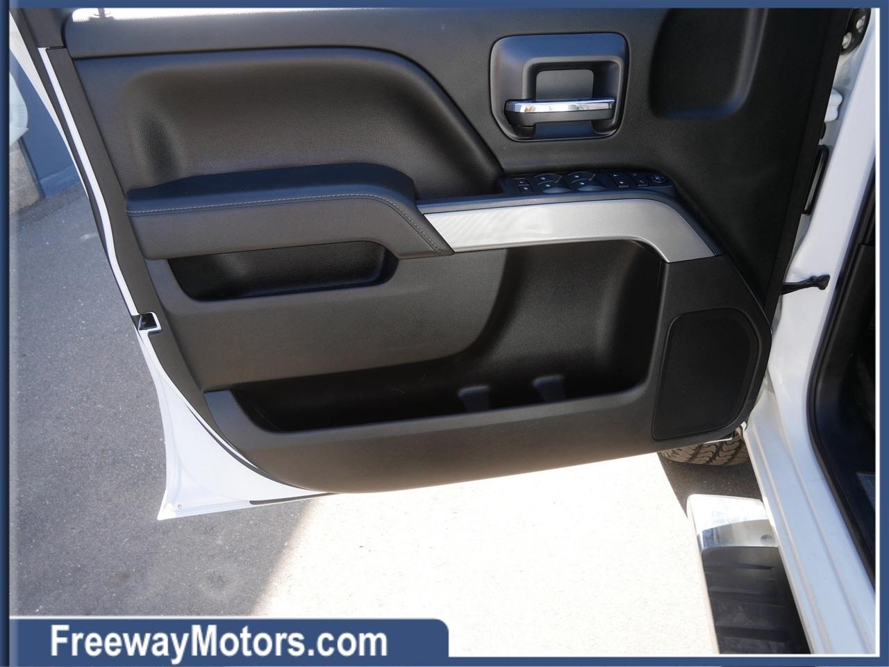 Chevrolet Silverado 2500HD 4WD Double Cab 144.2" LT 2018