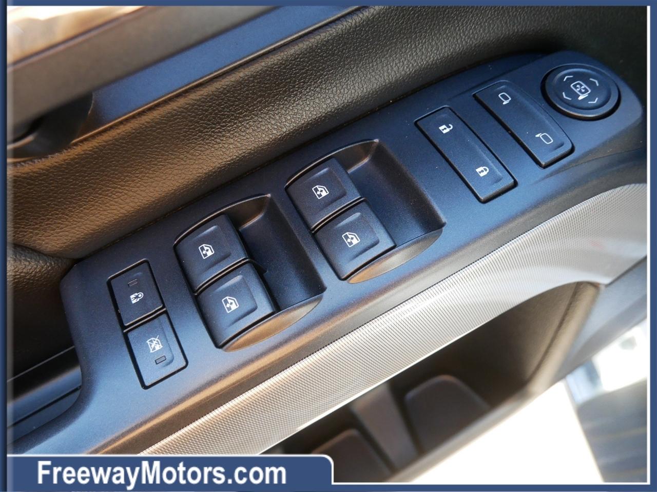 Chevrolet Silverado 2500HD 4WD Double Cab 144.2" LT 2018