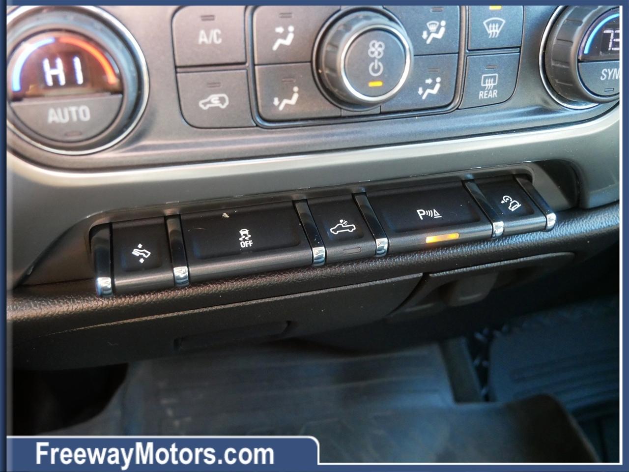 Chevrolet Silverado 2500HD 4WD Double Cab 144.2" LT 2018