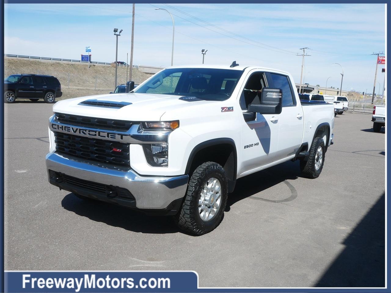 Chevrolet Silverado 2500HD 4WD Crew Cab 159" LT 2023