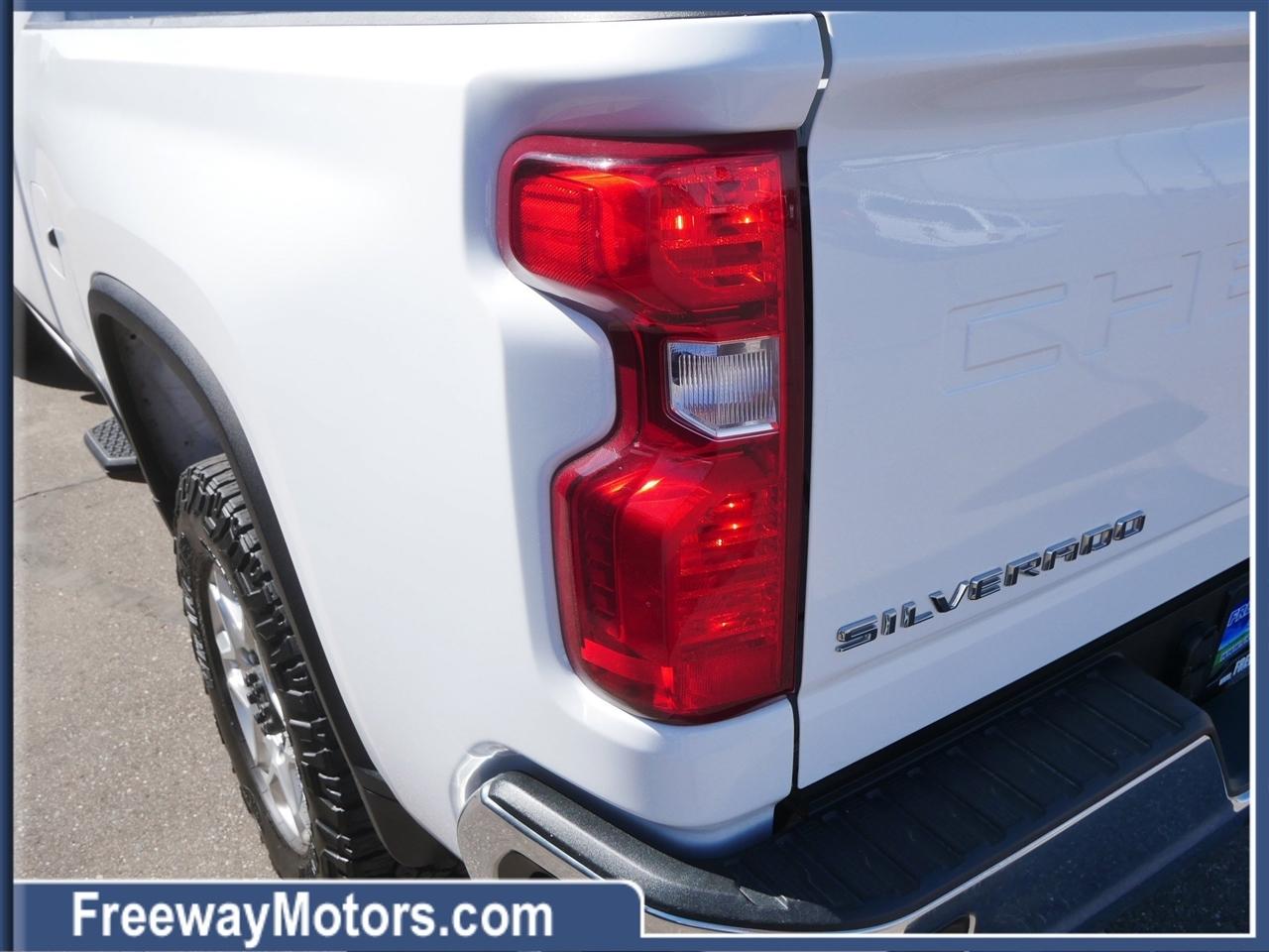 Chevrolet Silverado 2500HD 4WD Crew Cab 159" LT 2023