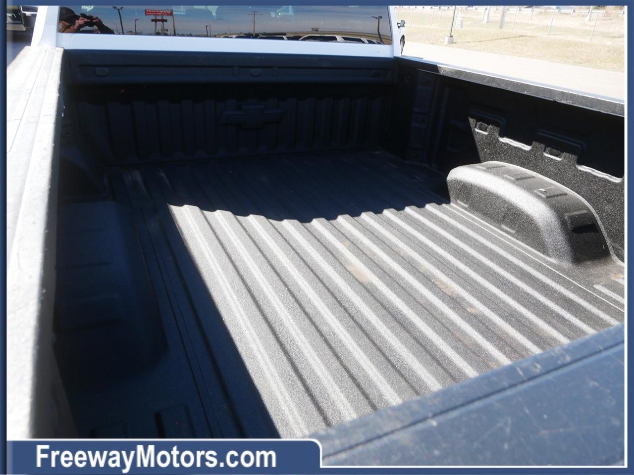 Chevrolet Silverado 2500HD 4WD Crew Cab 159" LT 2023