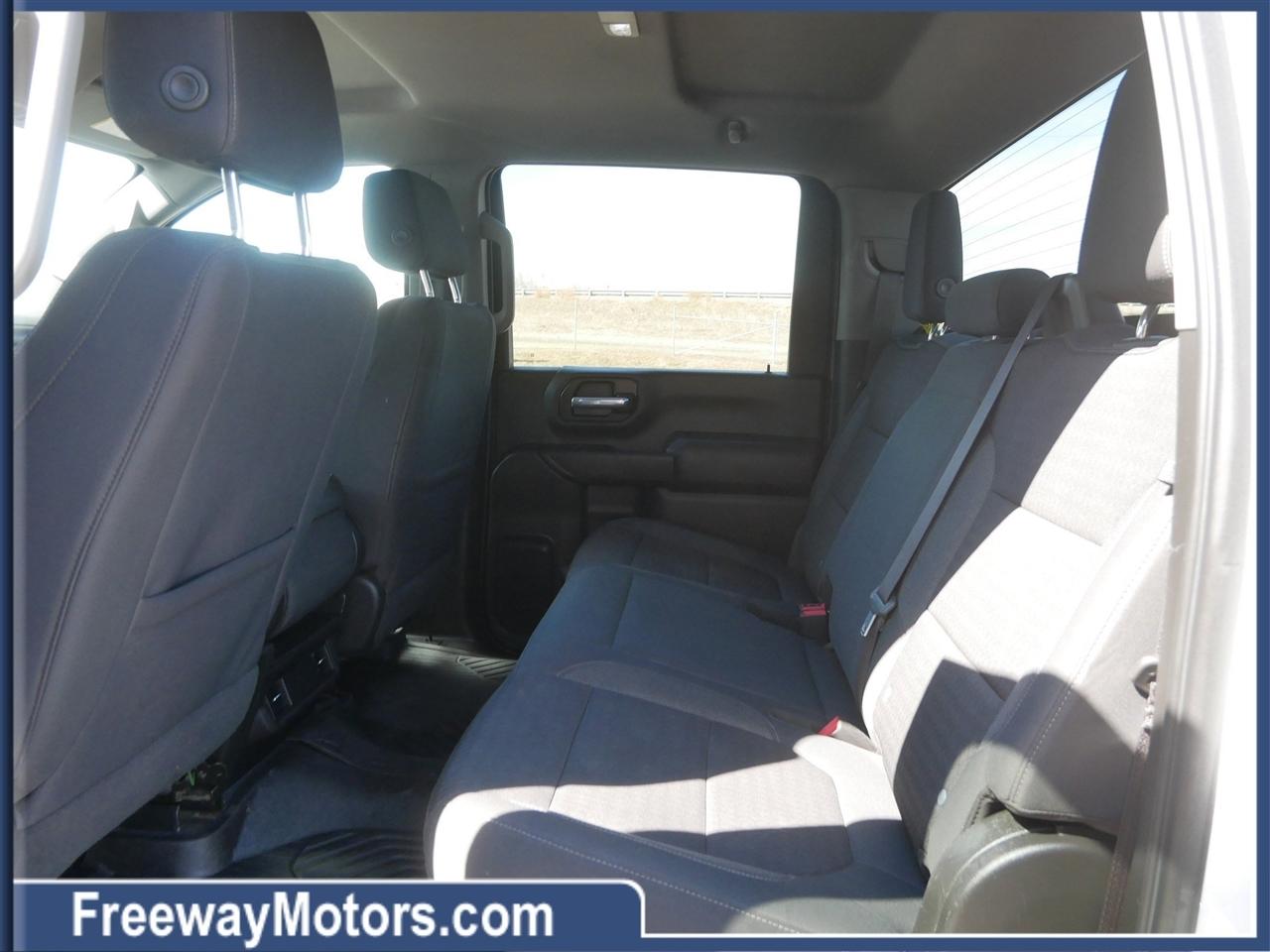 Chevrolet Silverado 2500HD 4WD Crew Cab 159" LT 2023