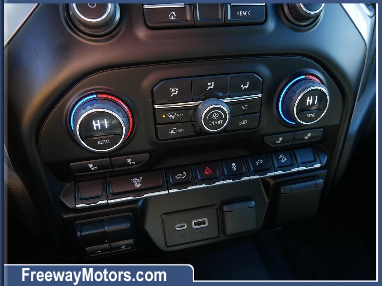 Chevrolet Silverado 2500HD 4WD Crew Cab 159" LT 2023