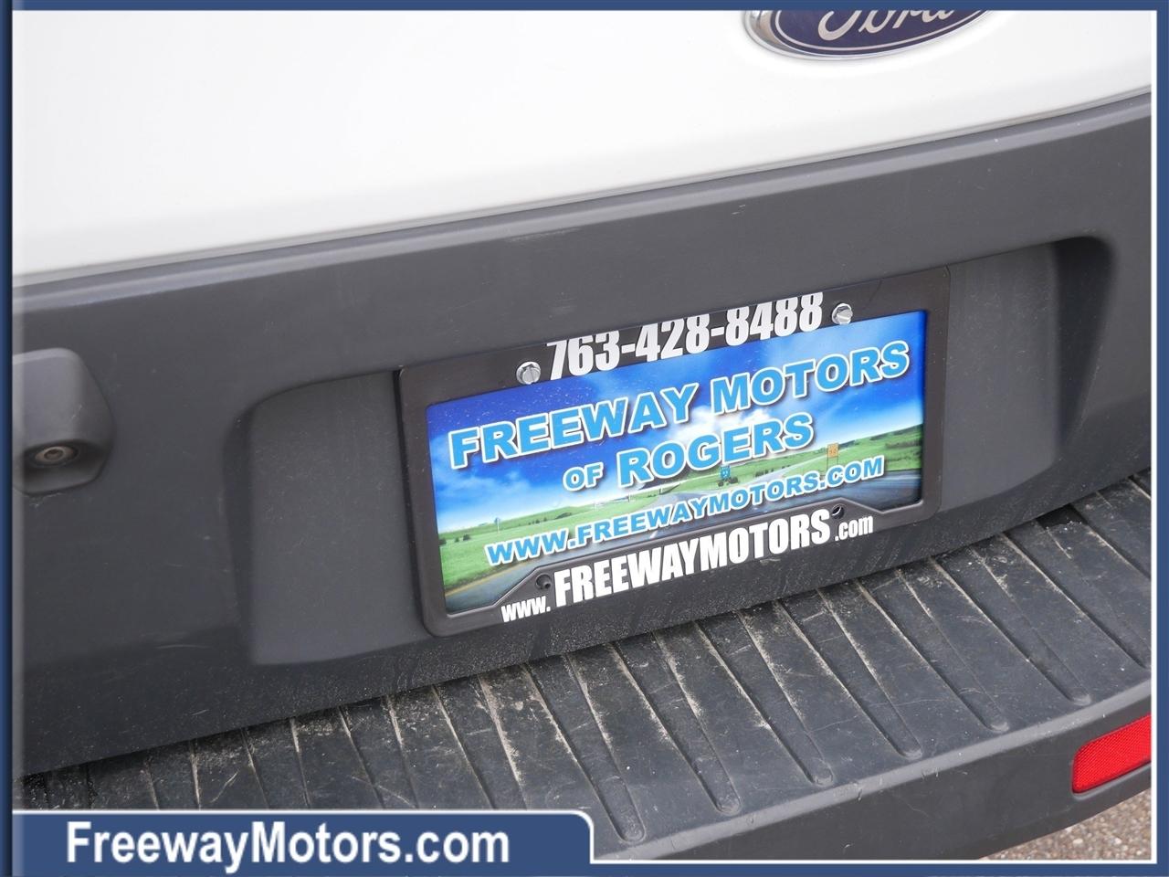 Ford Transit Cargo Van T-250 130" Low Rf 9000 GVWR Swing-Out RH Dr 2016