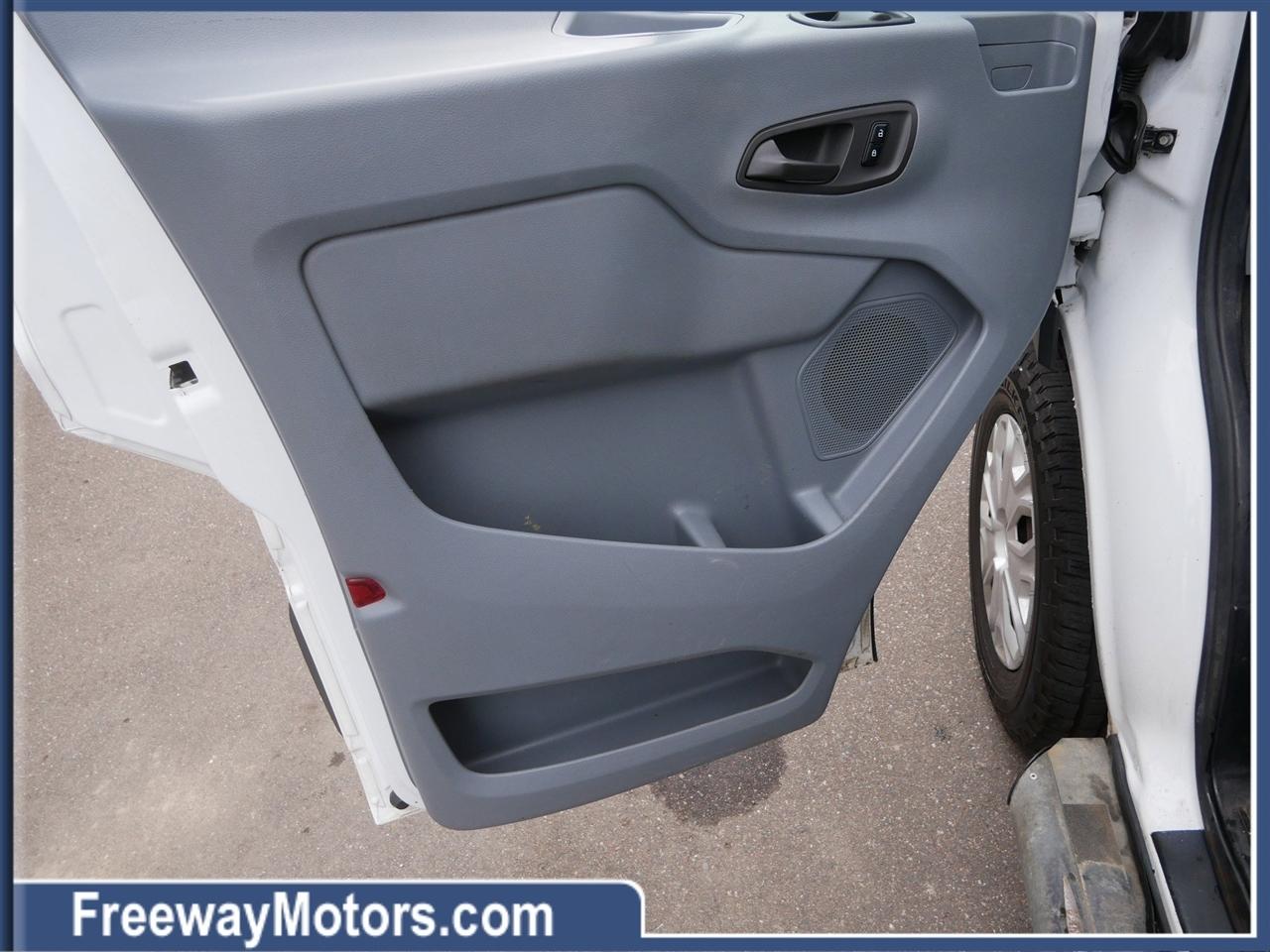 Ford Transit Cargo Van T-250 130" Low Rf 9000 GVWR Swing-Out RH Dr 2016