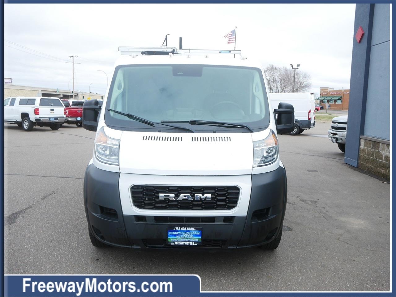 RAM ProMaster Cargo Van 1500 Low Roof 118" WB 2022