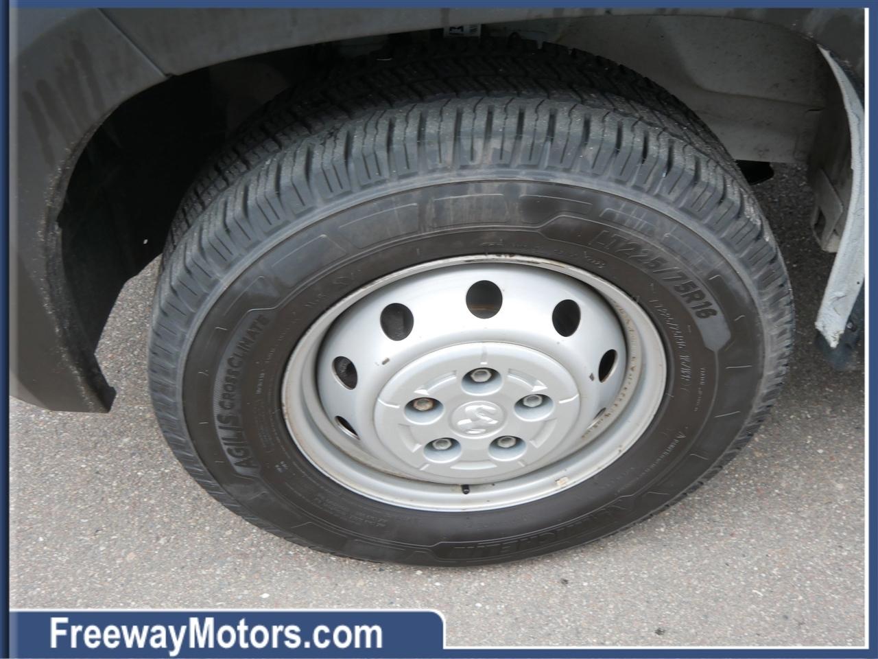 RAM ProMaster Cargo Van 1500 Low Roof 118" WB 2022