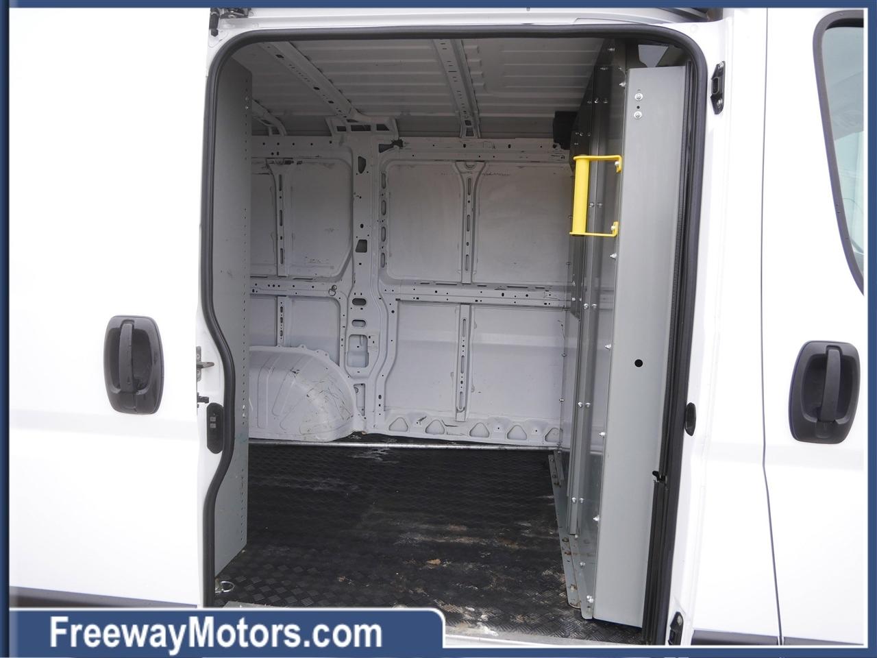 RAM ProMaster Cargo Van 1500 Low Roof 118" WB 2022