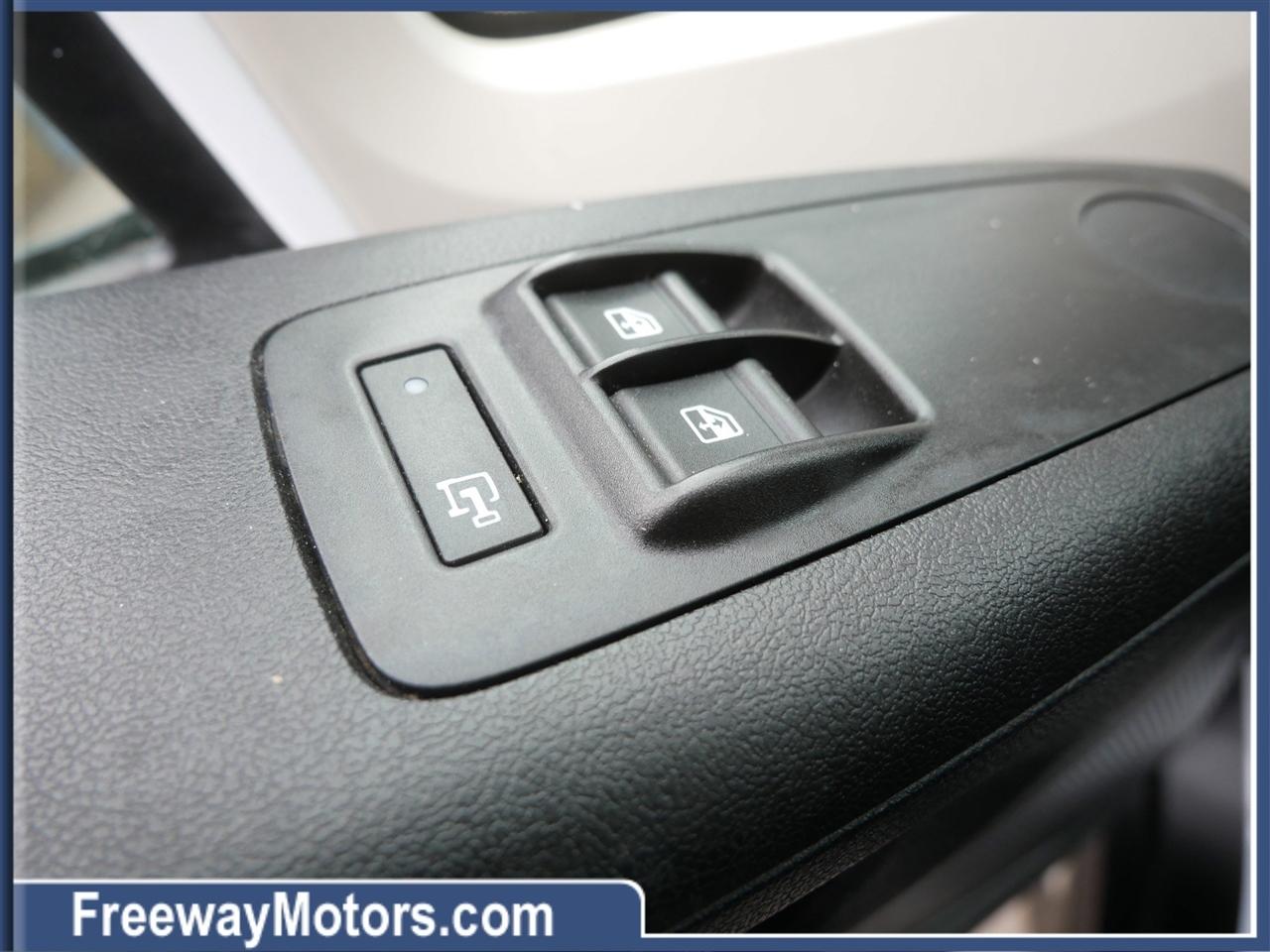 RAM ProMaster Cargo Van 1500 Low Roof 118" WB 2022