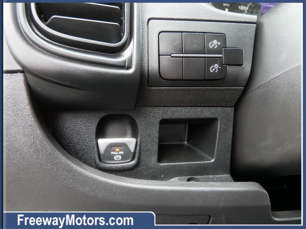 RAM ProMaster Cargo Van 1500 Low Roof 118" WB 2022