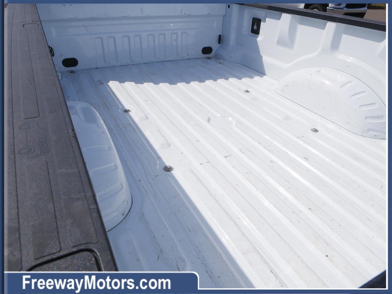 Ford Super Duty F-350 SRW King Ranch 4WD Crew Cab 8' Box 2023