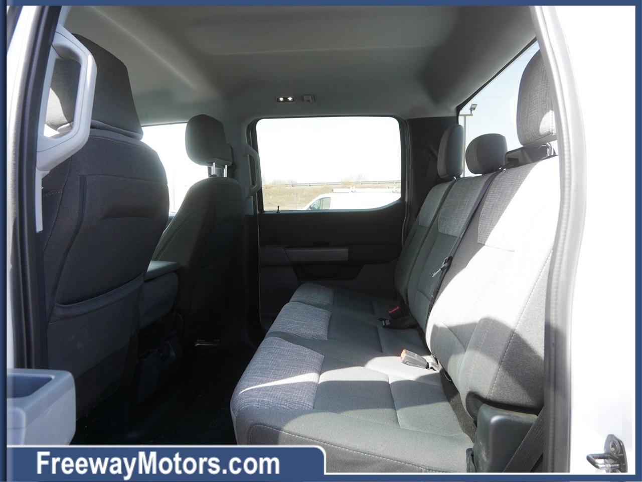 Ford Super Duty F-350 SRW King Ranch 4WD Crew Cab 8' Box 2023