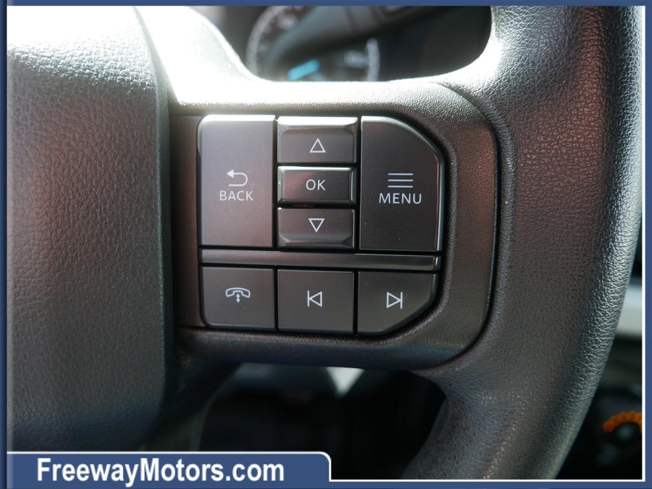 Ford Super Duty F-350 SRW King Ranch 4WD Crew Cab 8' Box 2023