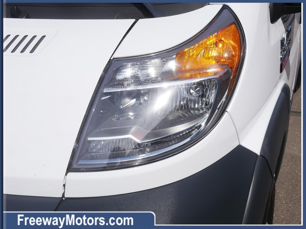 RAM ProMaster Cargo Van 2500 High Roof 136" WB 2017