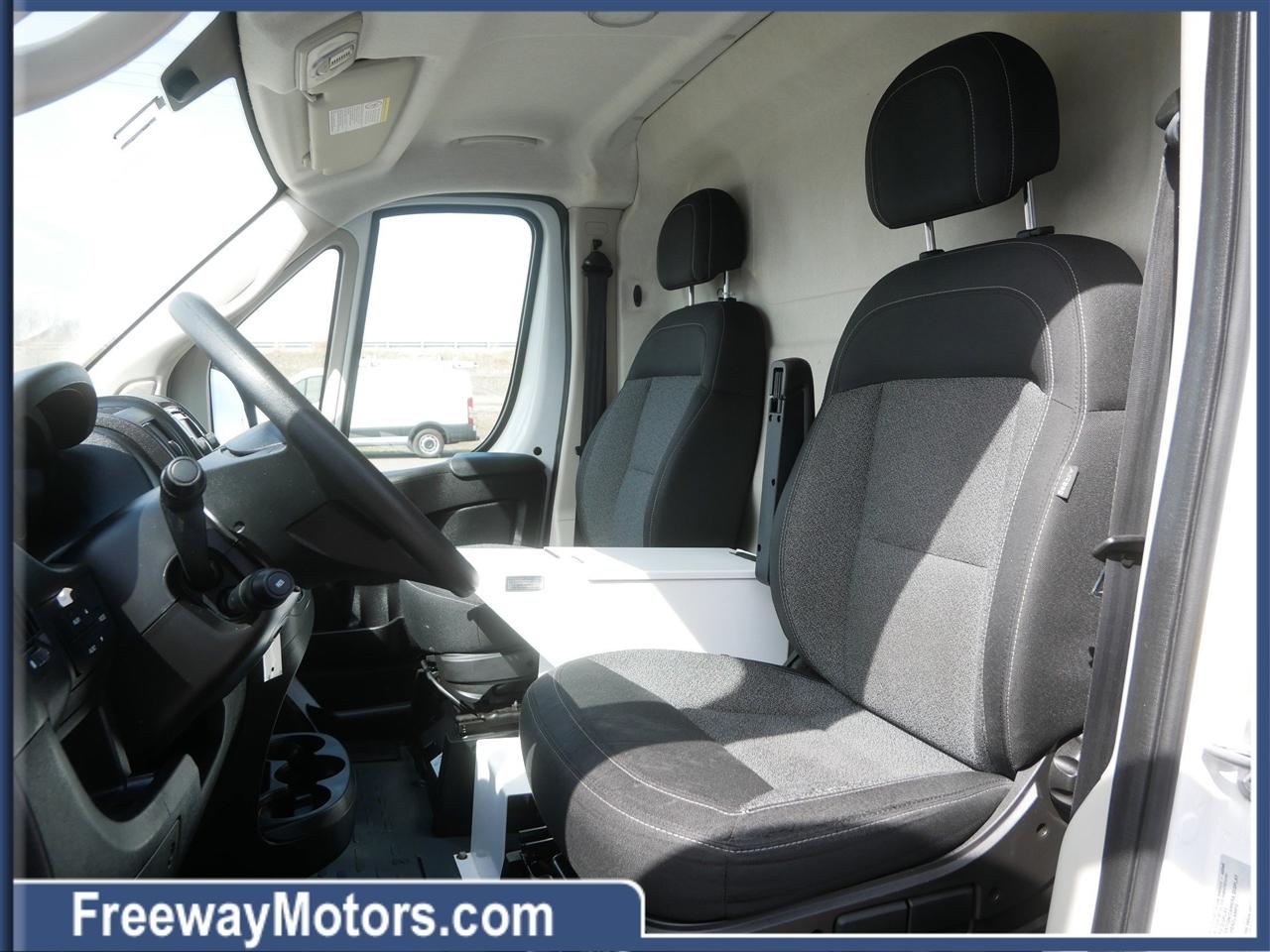 RAM ProMaster Cargo Van 2500 High Roof 136" WB 2017