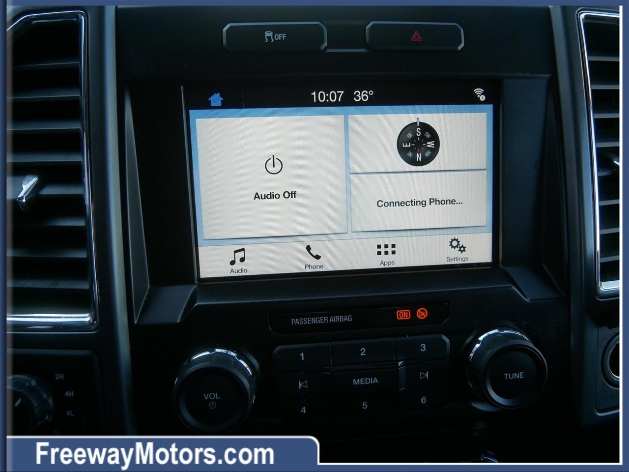 Ford Super Duty F-250 SRW XLT 4WD Reg Cab 8' Box 2017