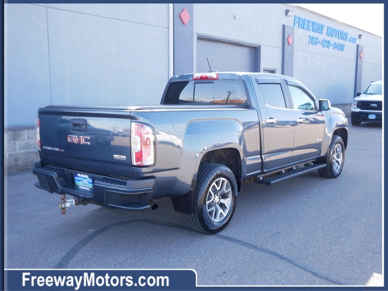 GMC Canyon 4WD Crew Cab 140.5" All Terrain w/Cloth 2019