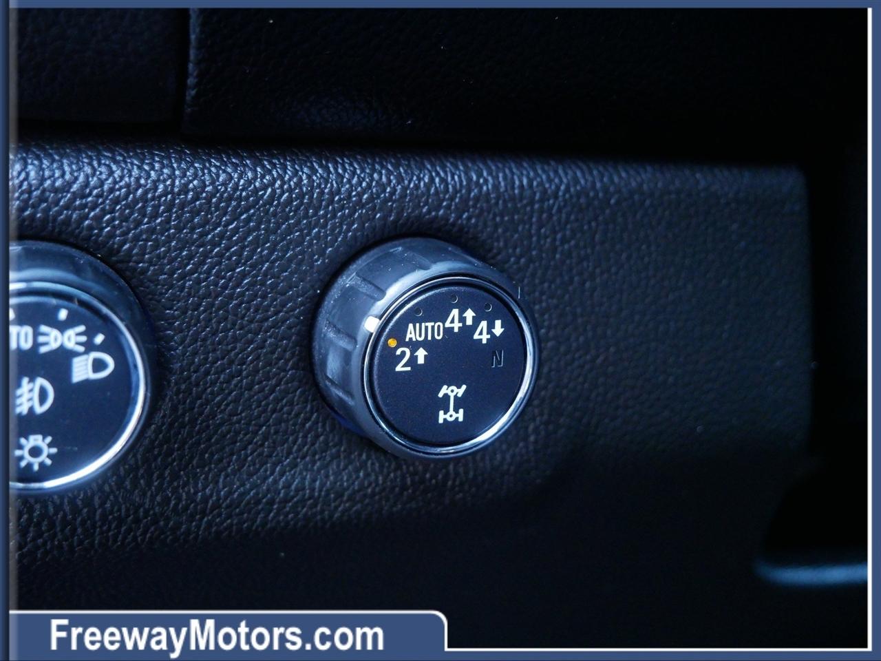 GMC Canyon 4WD Crew Cab 140.5" All Terrain w/Cloth 2019