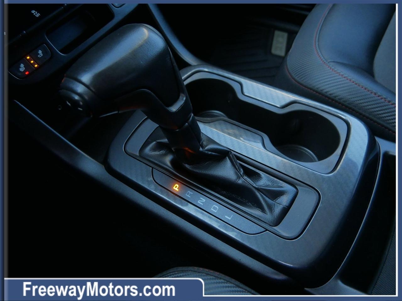 GMC Canyon 4WD Crew Cab 140.5" All Terrain w/Cloth 2019