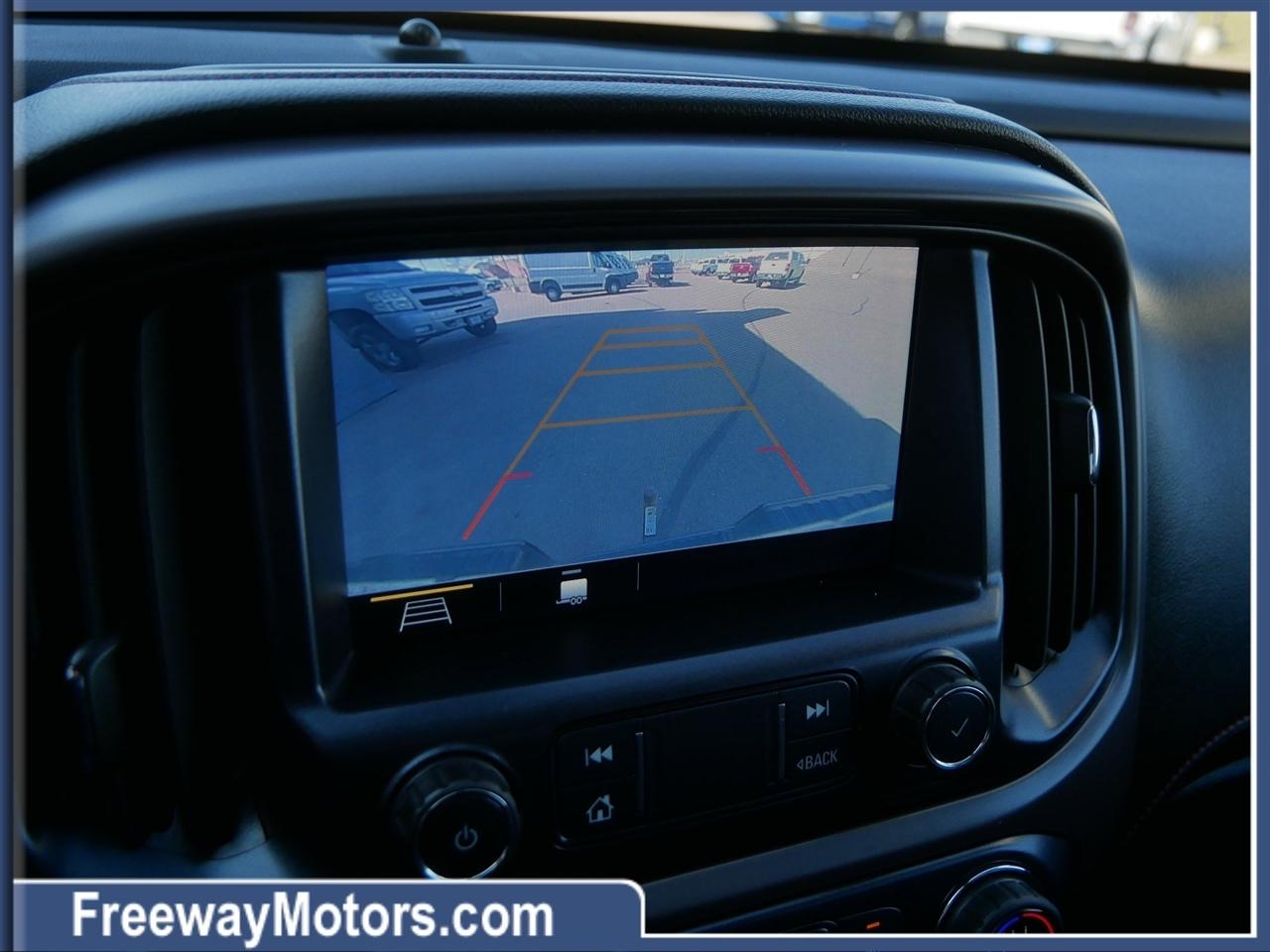 GMC Canyon 4WD Crew Cab 140.5" All Terrain w/Cloth 2019