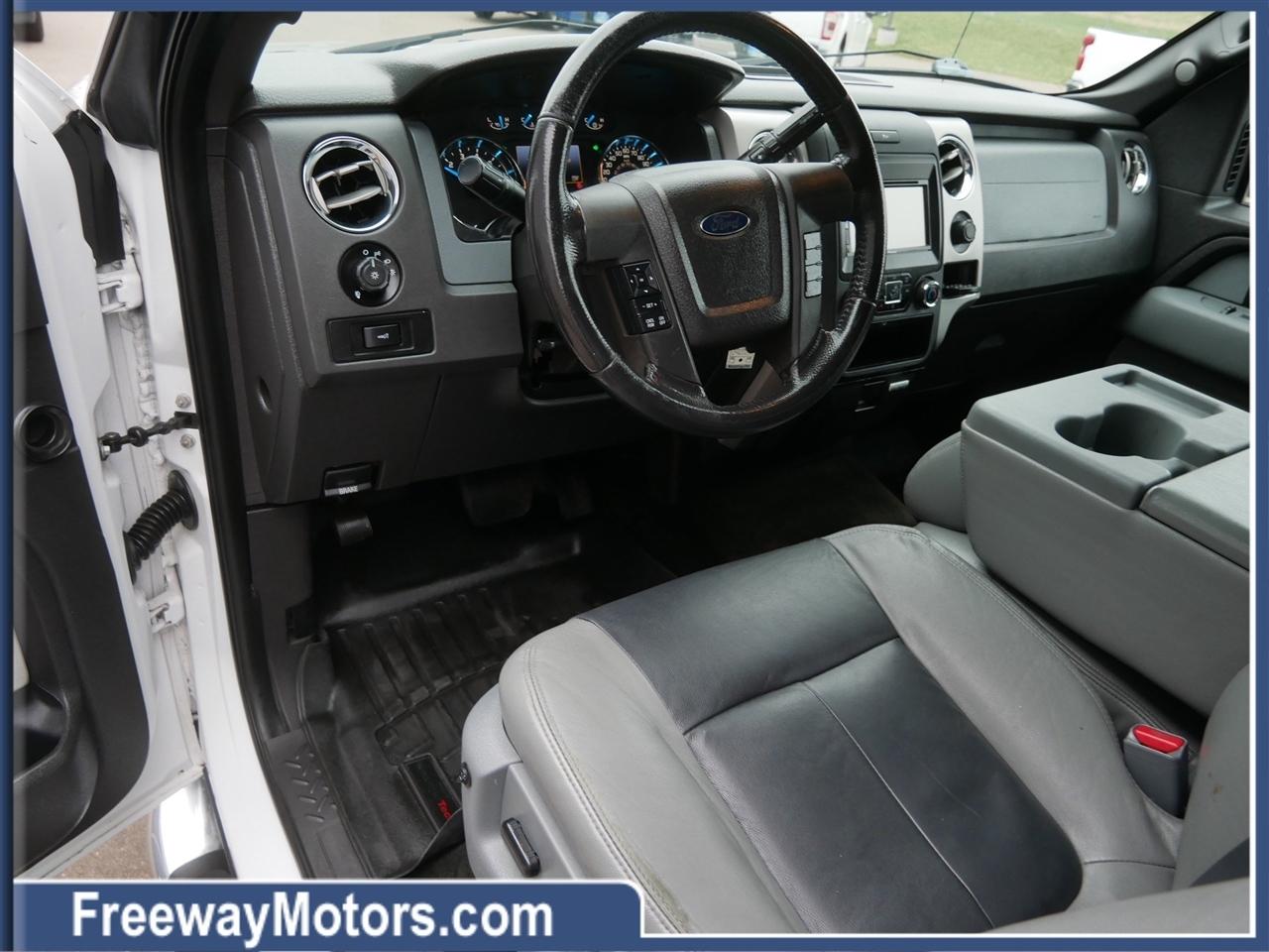 Ford F-150 4WD SuperCrew 145" King Ranch 2013