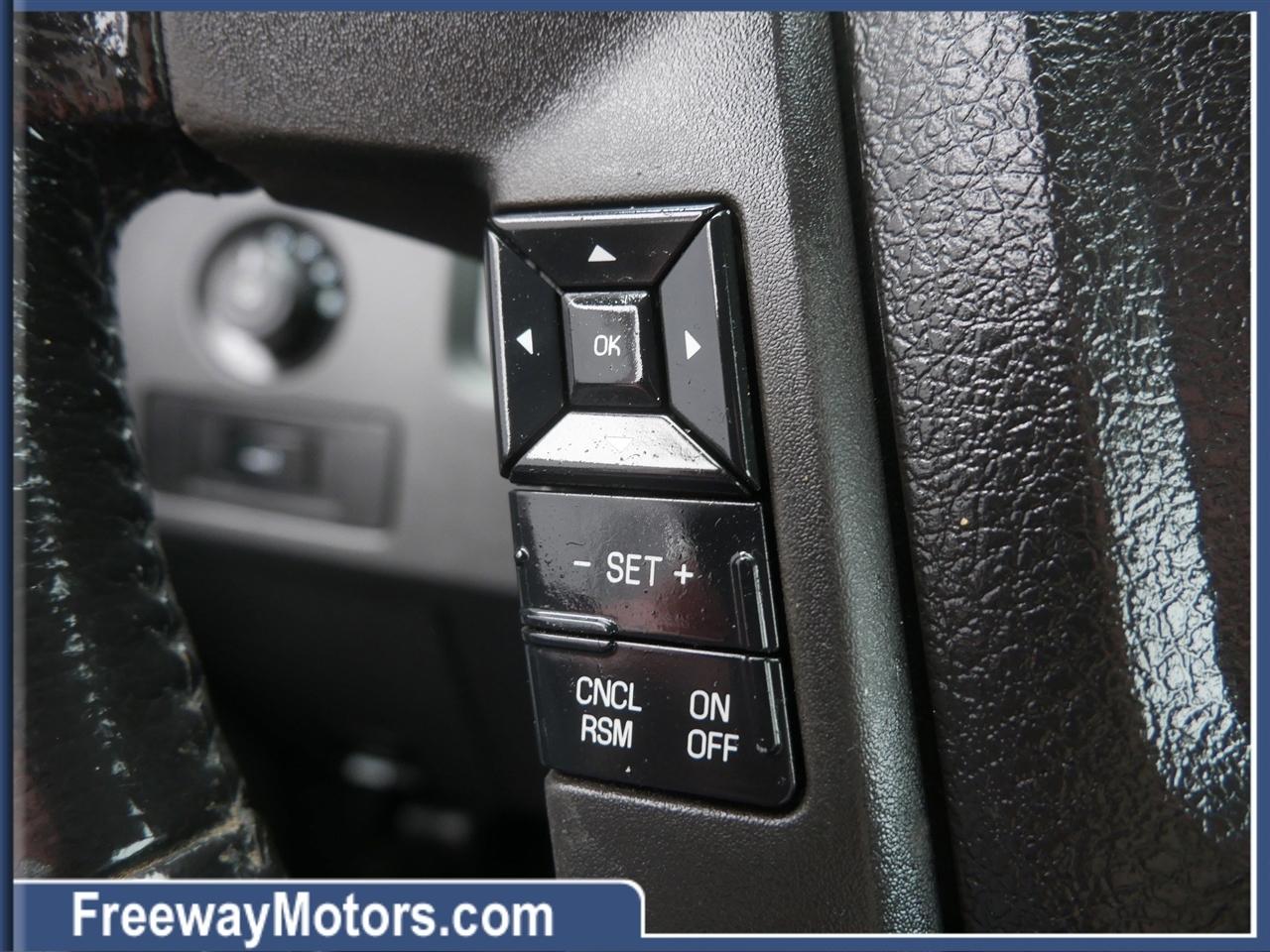 Ford F-150 4WD SuperCrew 145" King Ranch 2013