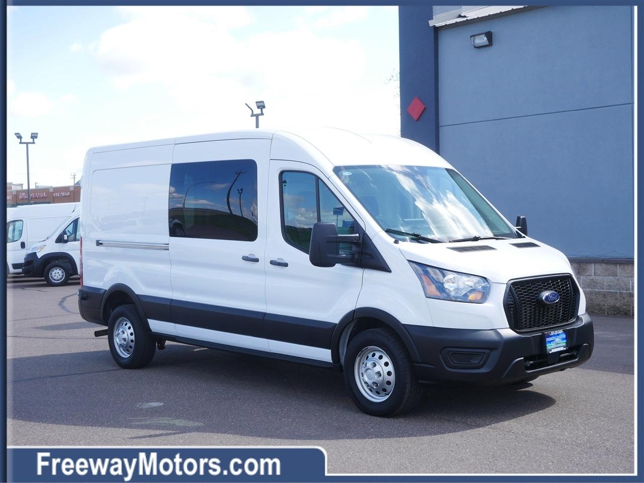 2024 Ford Transit Cargo Van T-250 148" Med Rf 9070 GVWR AWD