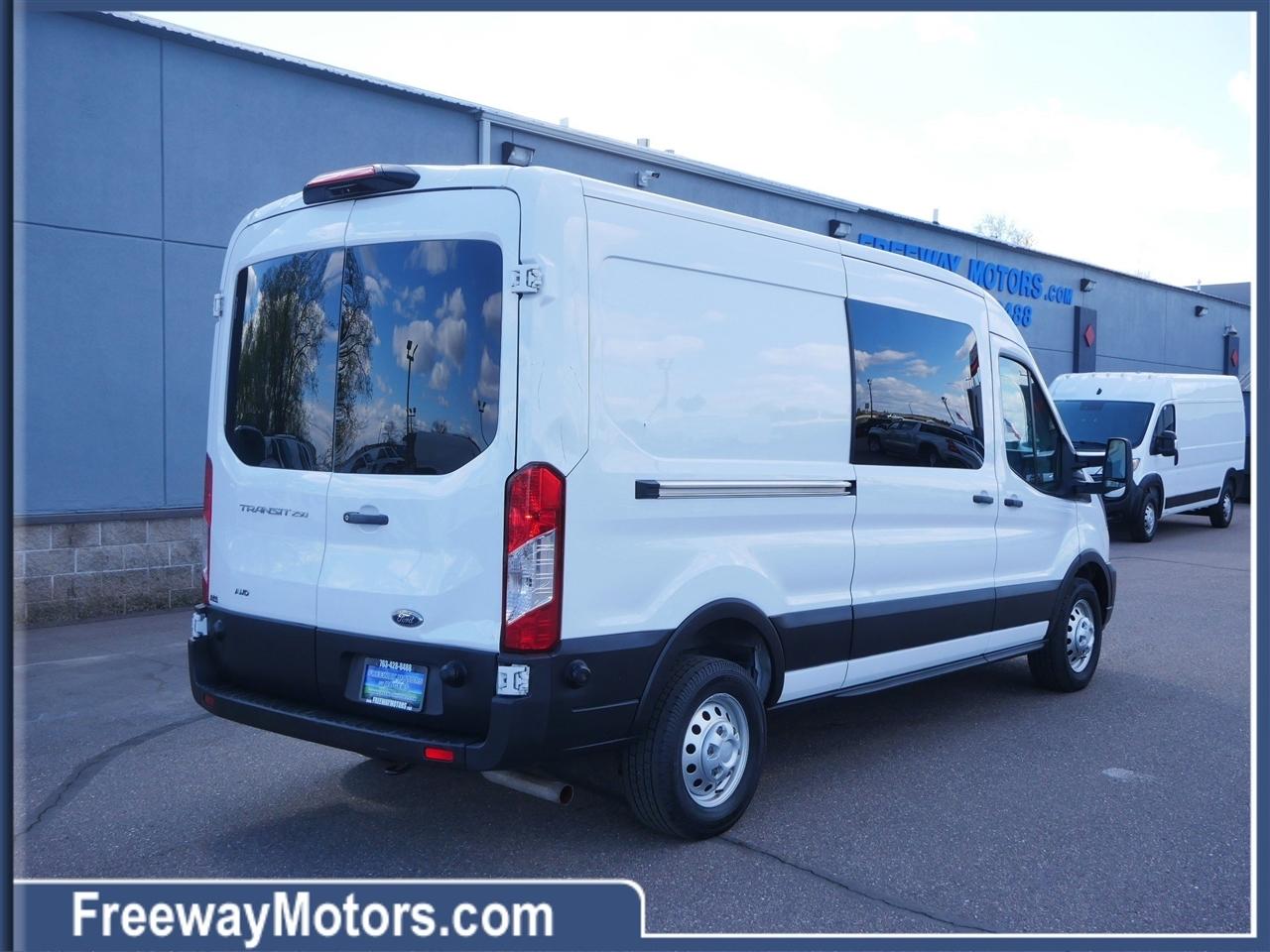Ford Transit Cargo Van T-250 148" Med Rf 9070 GVWR AWD 2024