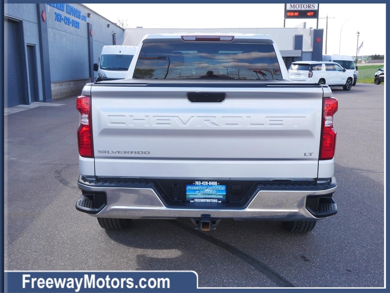 Chevrolet Silverado 1500 4WD Crew Cab 147" LT w/1LT 2021