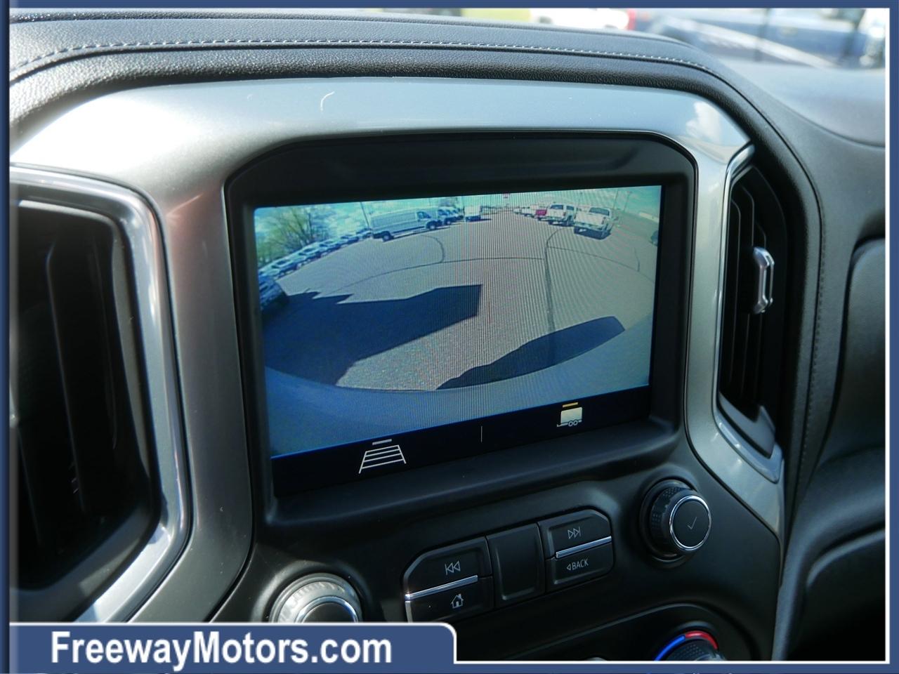 Chevrolet Silverado 1500 4WD Crew Cab 147" LT w/1LT 2021
