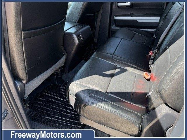 Toyota Tundra 4WD Truck Double Cab 5.7L V8 6-Spd AT SR5 (Natl) 2014