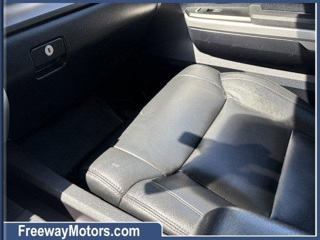 Toyota Tundra 4WD Truck Double Cab 5.7L V8 6-Spd AT SR5 (Natl) 2014