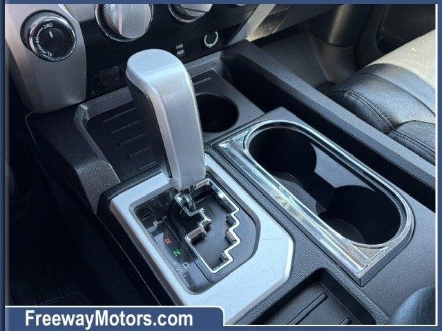 Toyota Tundra 4WD Truck Double Cab 5.7L V8 6-Spd AT SR5 (Natl) 2014