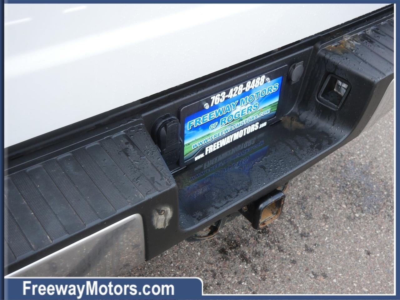 Ford Super Duty F-250 SRW XL 4WD Crew Cab 8' Box 2023