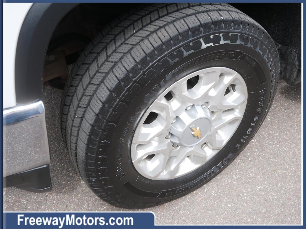 Chevrolet Silverado 2500HD 4WD Crew Cab 159" LT 2023