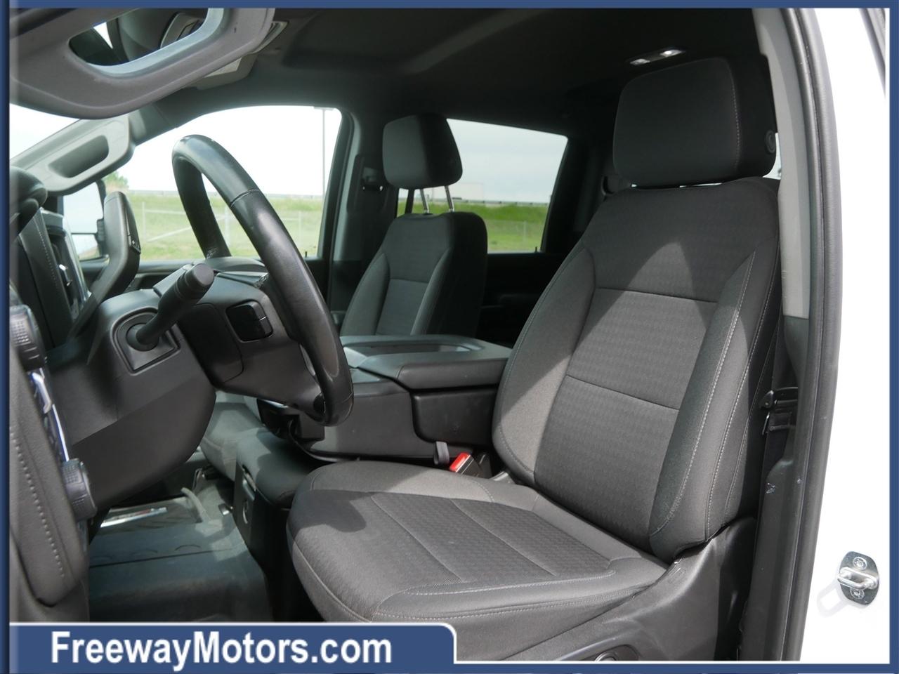 Chevrolet Silverado 2500HD 4WD Crew Cab 159" LT 2023