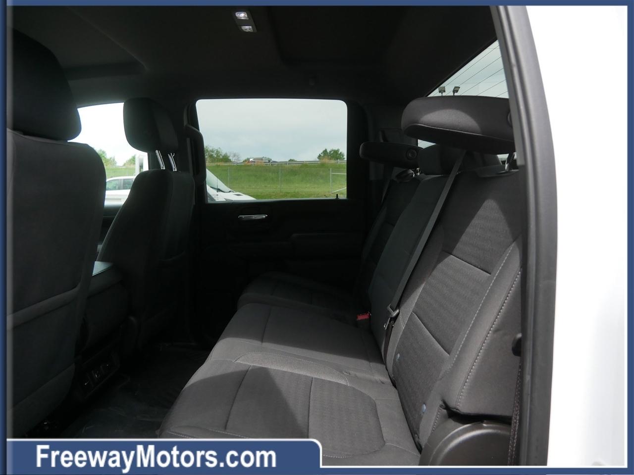 Chevrolet Silverado 2500HD 4WD Crew Cab 159" LT 2023
