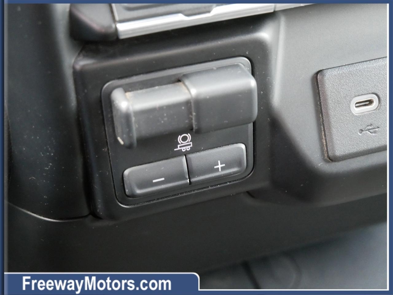Chevrolet Silverado 2500HD 4WD Crew Cab 159" LT 2023
