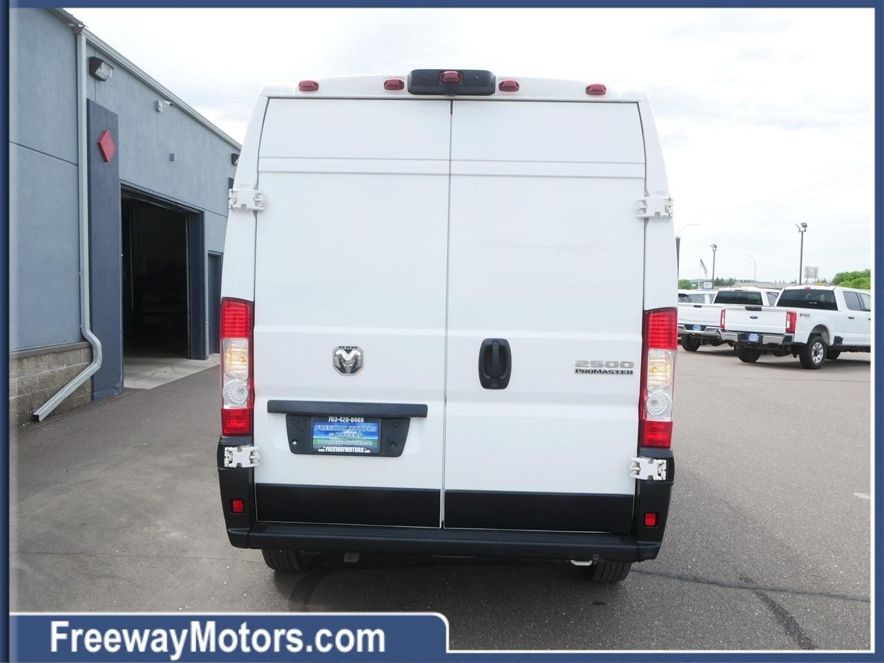 RAM ProMaster Cargo Van Tradesman 2500 High Roof 159" WB w/Pass Seat 2025